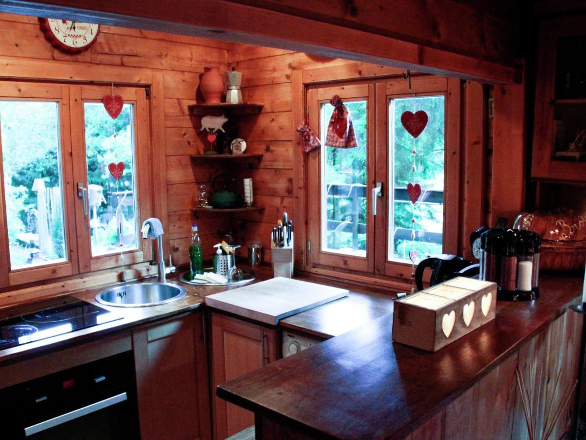 Cosy Chalet With Private Sauna In Bousseviller 객실 사진